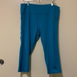 Avia Women’s Active Wear Capri Leggings